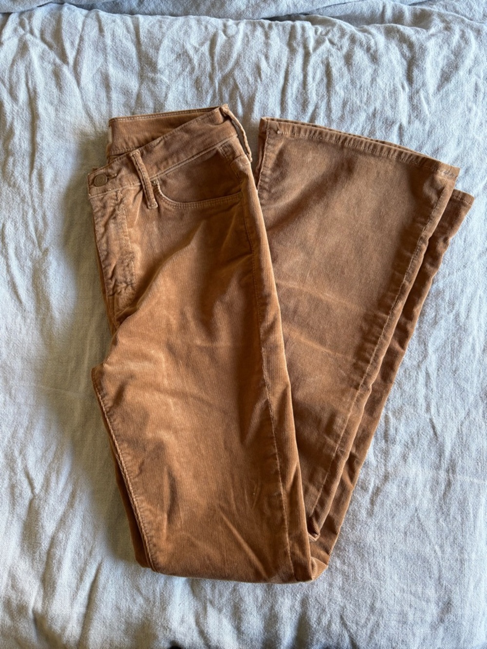 MOTHER 'The Weekender' Corduroy Pants in Tobacco